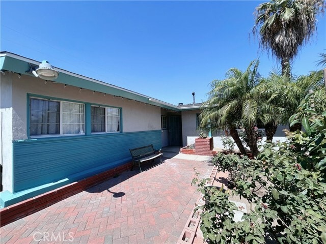 Building Photo - 911 E La Verne Ave
