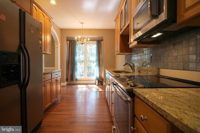 Building Photo - 6032 Kelsey Ct