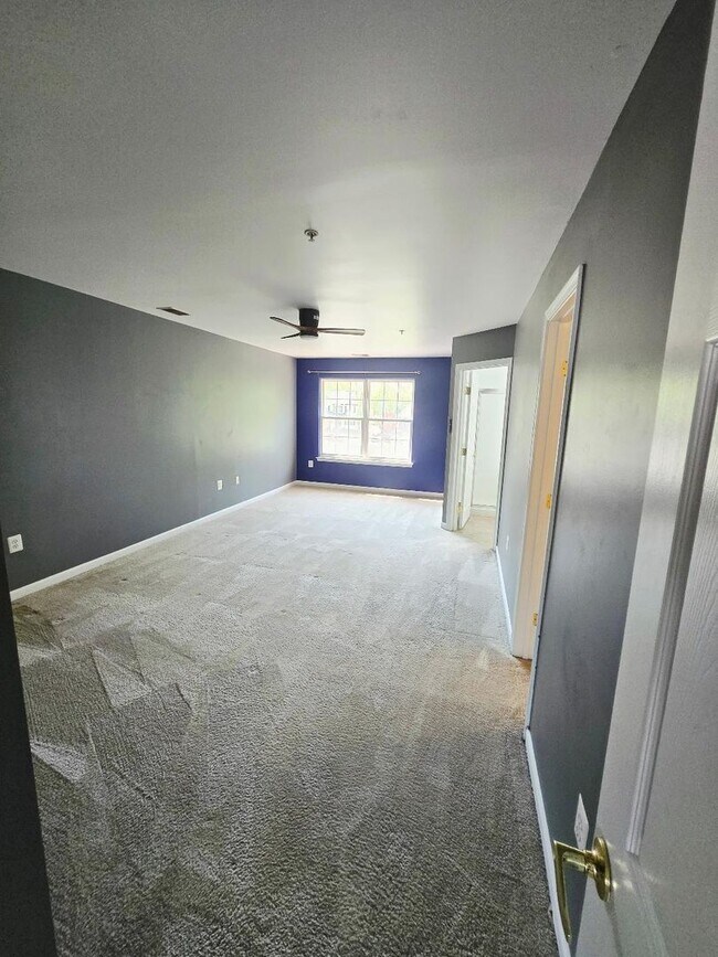 Building Photo - Great Townhouse in Pasadena Maryland