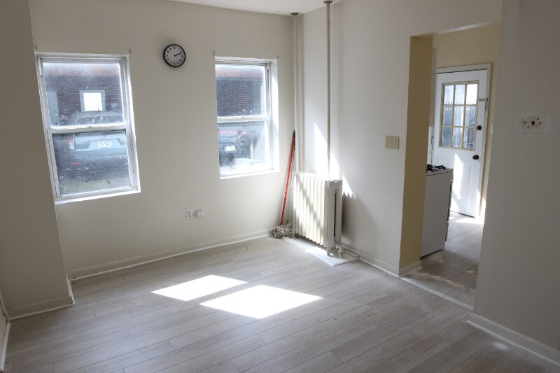 Building Photo - 1135 Oak St