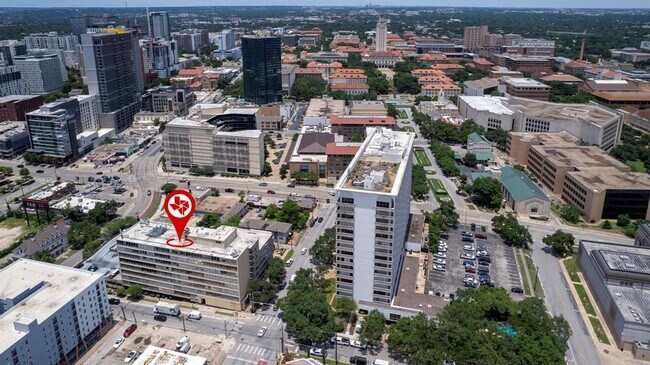 Building Photo - 1800 Lavaca St