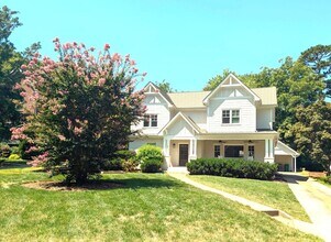 Building Photo - Plaza Midwood, Luxury 4 Bedroom/4 Bathroom Home!