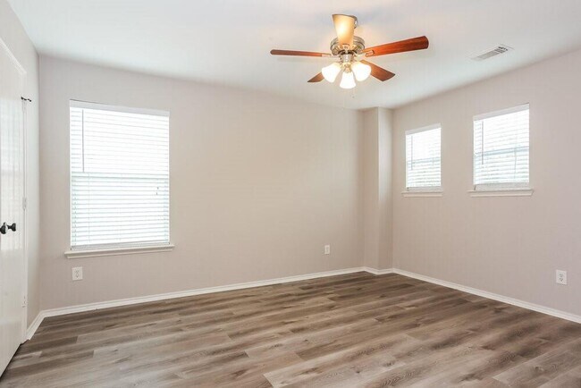 Building Photo - 11410 Flying Geese Ln