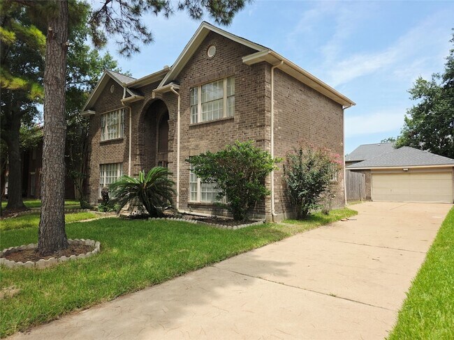 Building Photo - 10306 Jockey Club Dr