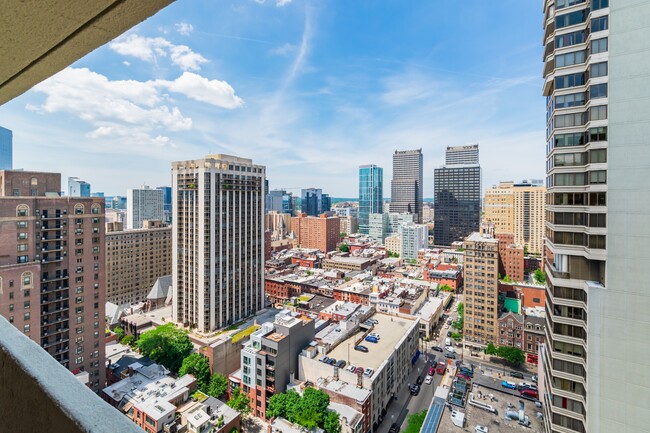 Building Photo - 226 W Rittenhouse Square