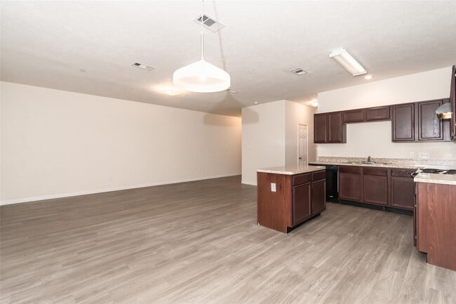 Building Photo - 3939 Lexington Grove Ct