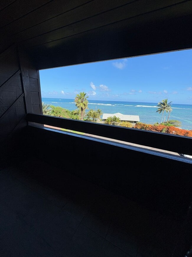 Building Photo - Makaua Village - Kaaawa - 1 Bdrm/1 Bath/1 Prkg - $2,100