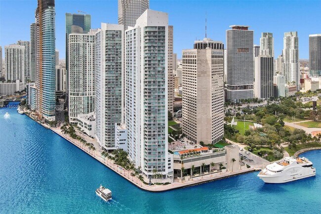 Building Photo - 335 S Biscayne Blvd