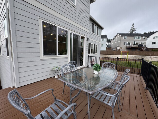 Building Photo - 12212 SW Champlin Ln