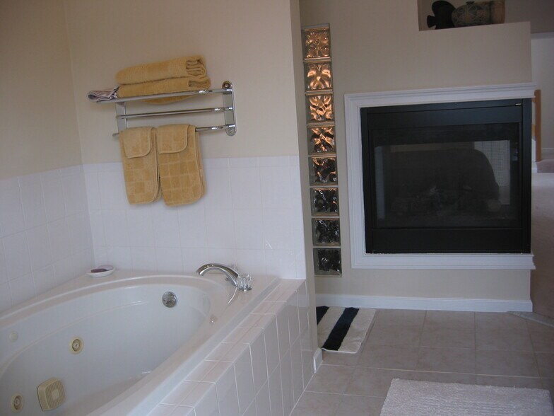 Building Photo - 4 Good Hope Ln