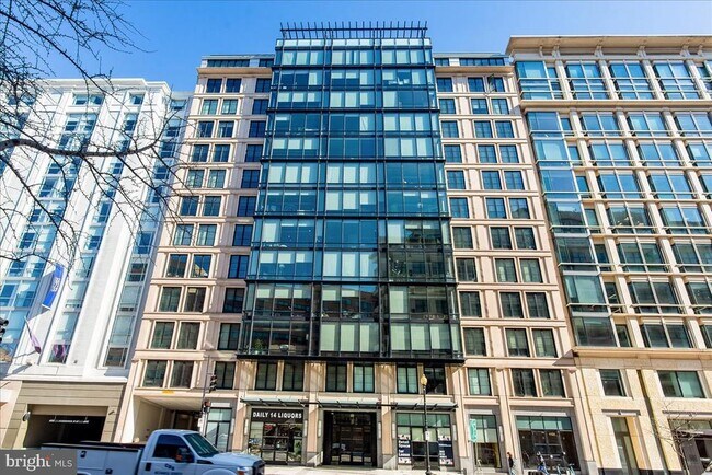 Building Photo - 1133 14th St NW