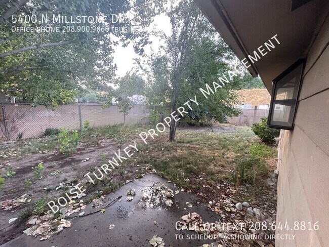 Building Photo - 5400 N Millstone Dr