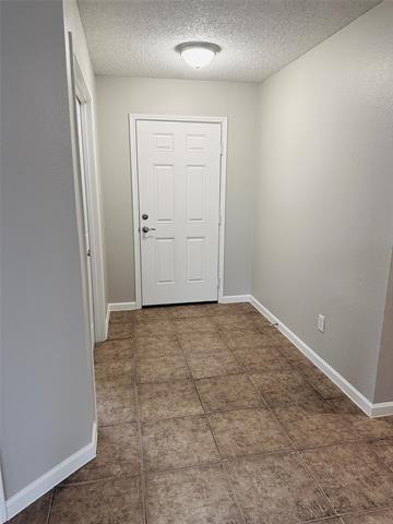 Building Photo - 4813 Cedar Crest Dr