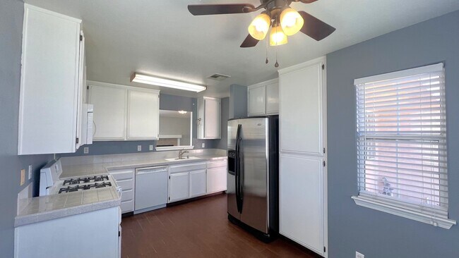 Building Photo - 3105 Silver Spur Way