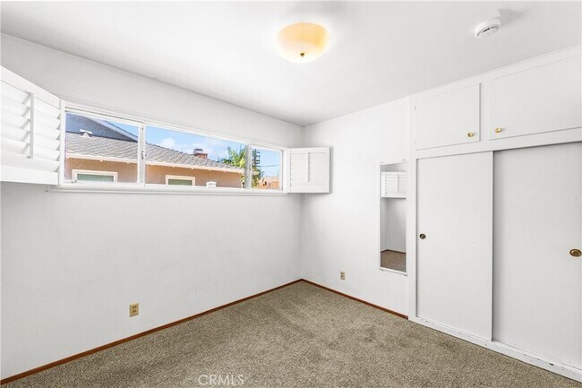 Building Photo - 454 N Shattuck Pl