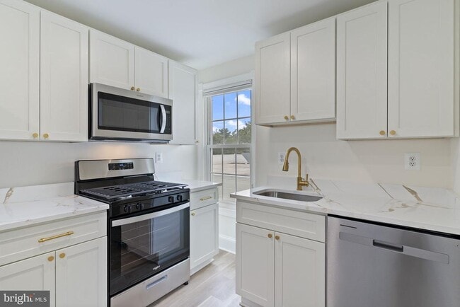 Building Photo - 1506 Mt Vernon Ave