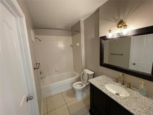 Building Photo - 1020 Siena Park Blvd W