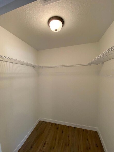 Building Photo - 2731 SW 137th Pl