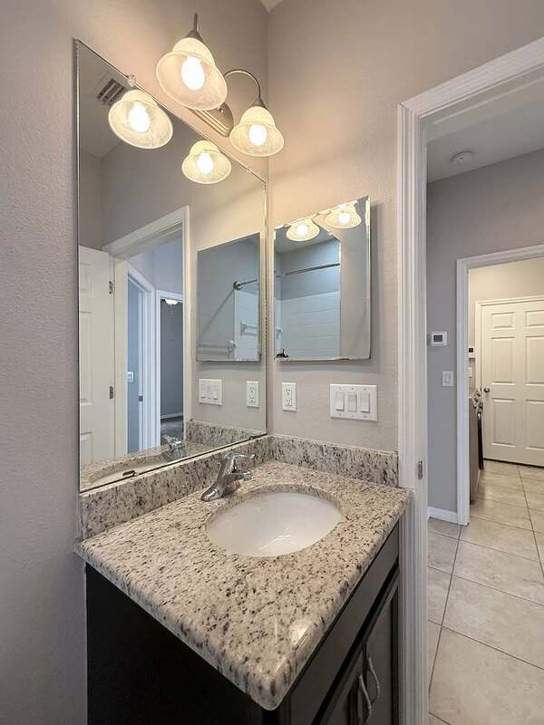 Building Photo - 8222 Willow Beach Dr
