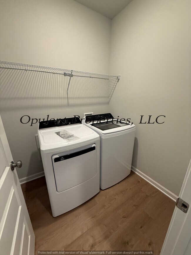 Building Photo - 179 Olde Hearth Rd