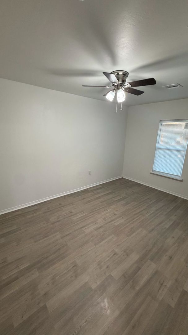 Building Photo - FOR SALE $230,000.00