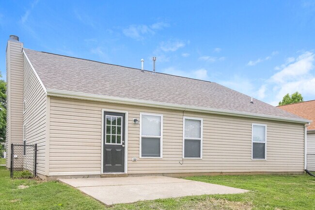 Building Photo - 1609 Orchestra Way