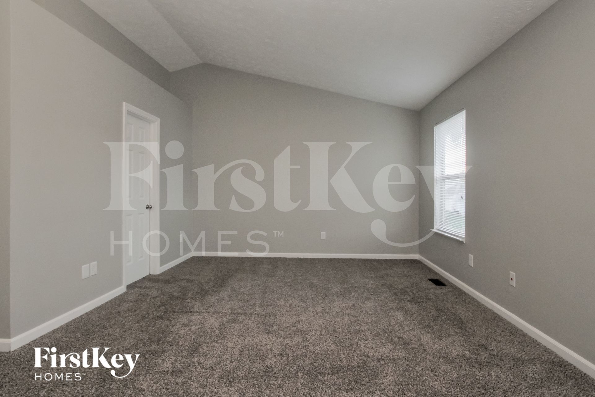 Building Photo - 5910 Prairie Creek Dr