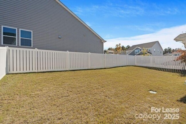 Building Photo - 19121 Hawk Haven Ln