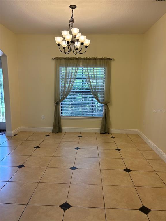 Building Photo - 174 Verde Way