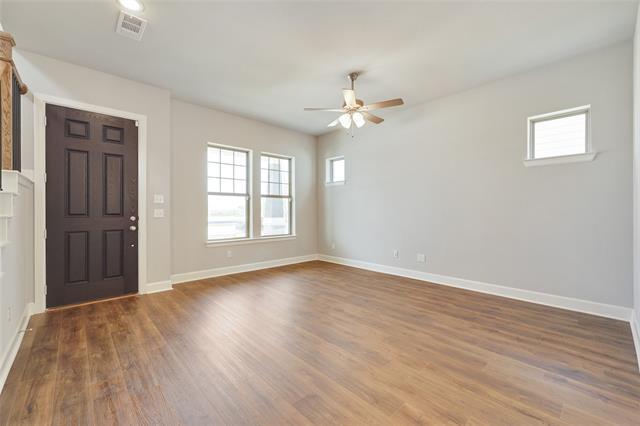 Building Photo - 14421 Walsh Ave