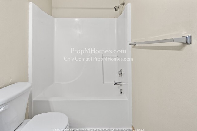 Building Photo - Four Bedroom Home in Powellhurst-Gilbert!