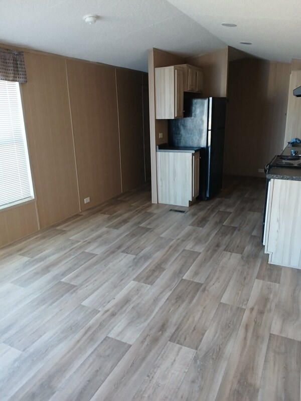 Building Photo - 5614 County Rd 1260