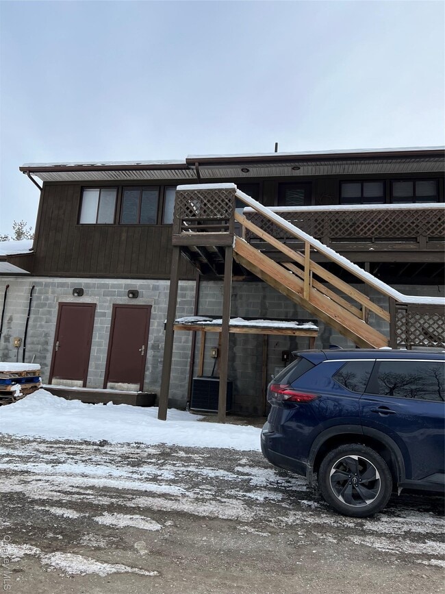 Building Photo - 1225 NY-9G