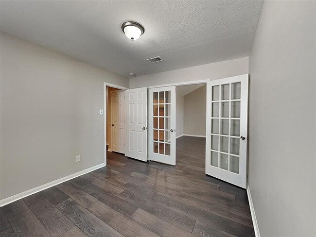 Building Photo - 7127 Acacia Ln