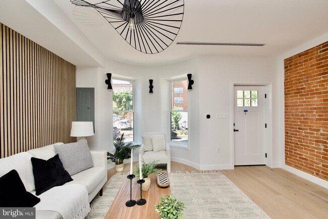 Building Photo - 1623 Marion St NW