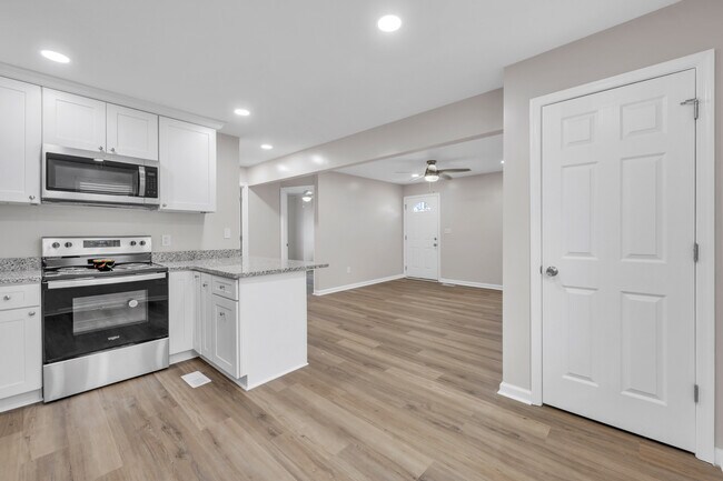 Building Photo - 8 E Preston St