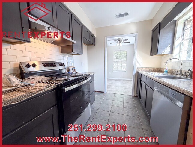 Building Photo - 4790 Gold Dr