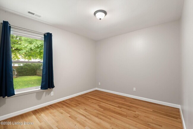 Building Photo - 609 Fenley Ave