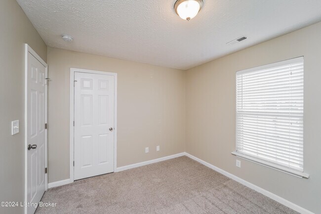 Building Photo - 8205 Krystle Ridge Pl