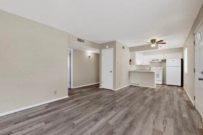 Building Photo - 207 Delamar Loop NW