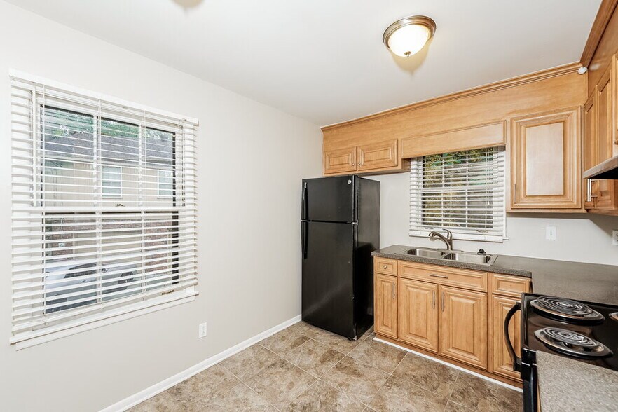Building Photo - 120 Von Dale Dr