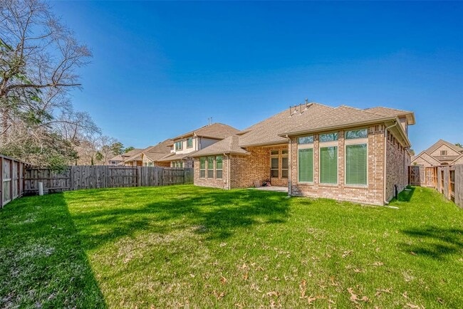 Building Photo - 12902 Sierra National Dr