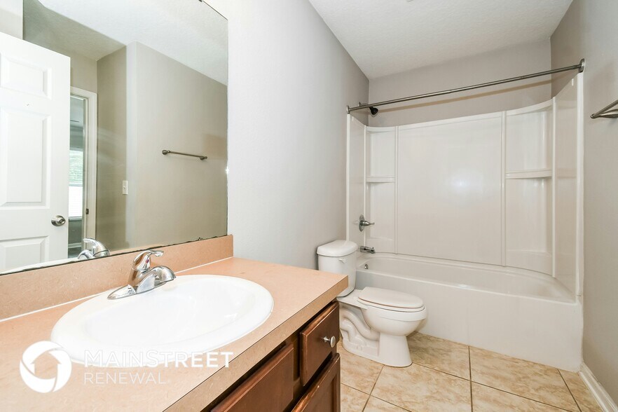 Building Photo - 9941 Rose Creek Ct