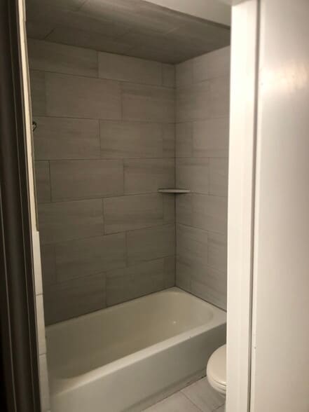 Building Photo - 1740 N 50th Ter