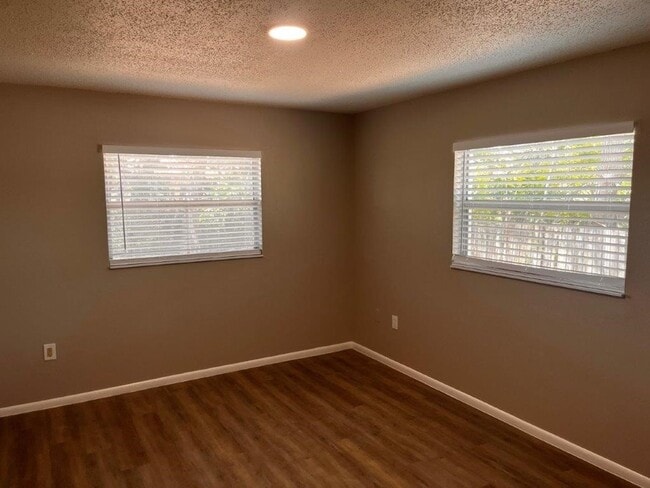 Building Photo - 5114 Danny Boy Cir