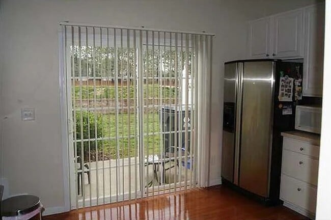 Building Photo - 21 Canary Ct