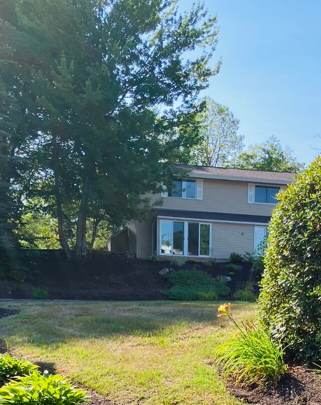 Building Photo - 883 Weirs Blvd
