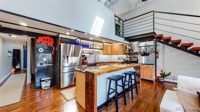 Building Photo - 3377 Blake St