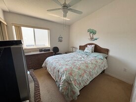Building Photo - 419 Ocean Park Ln