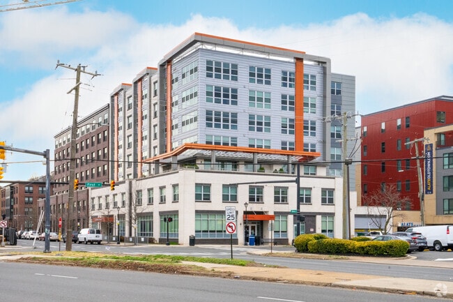 Building Photo - The Bloom